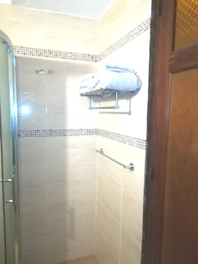Private Room In Beautiful Home Montevideo Luaran gambar